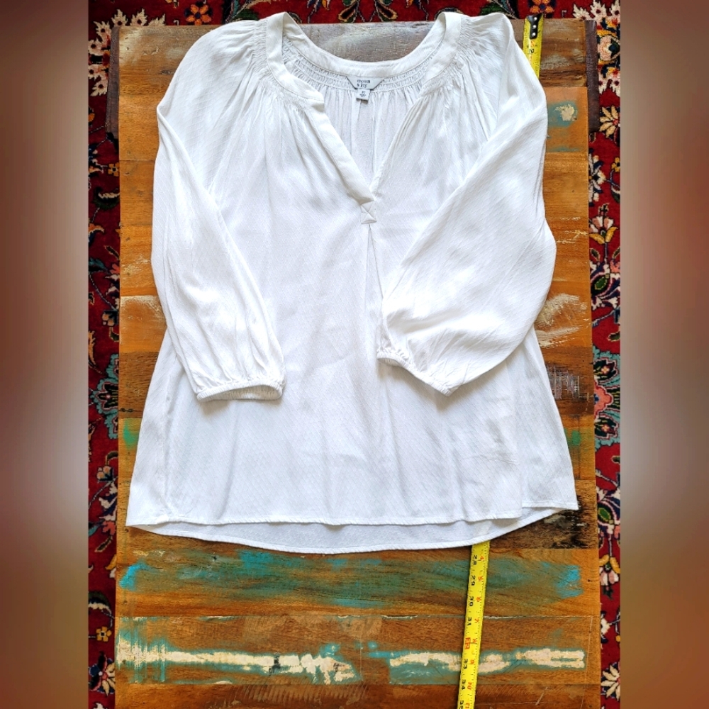 Crown & Ivy White Blouse M